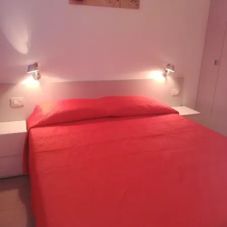 La Madonnina Vacation Flats Apartmán *